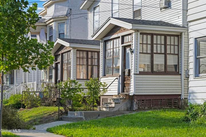 7 Beverly Avenue, Albany, NY, photo 3