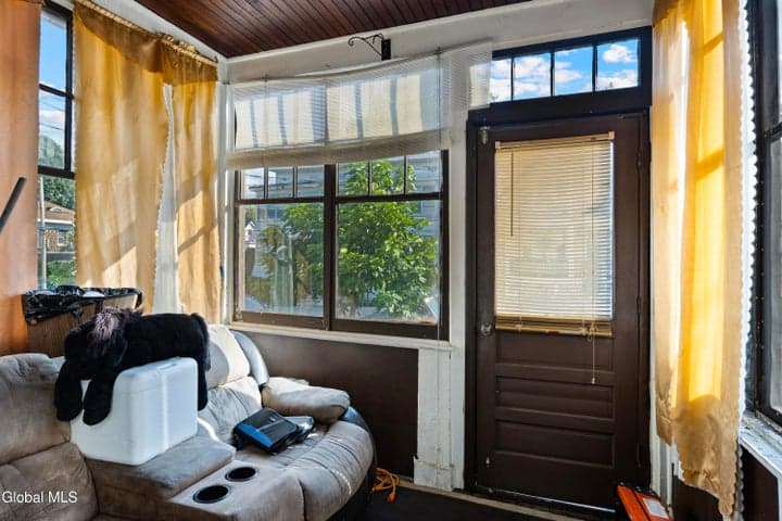 7 Beverly Avenue, Albany, NY, photo 4