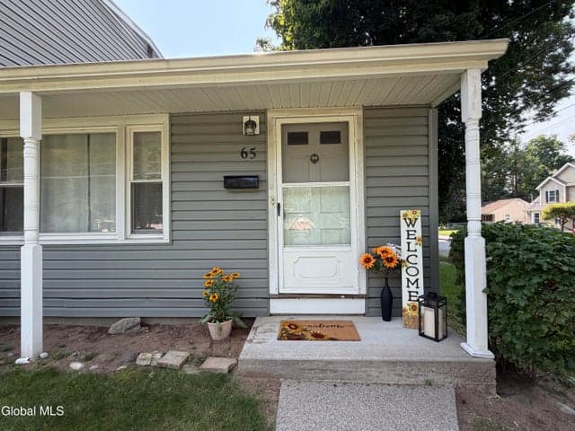 65 Locust Park, Colonie, NY, photo 4