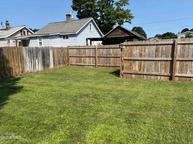 1409 Fordham Avenue, Rotterdam, NY, photo 3