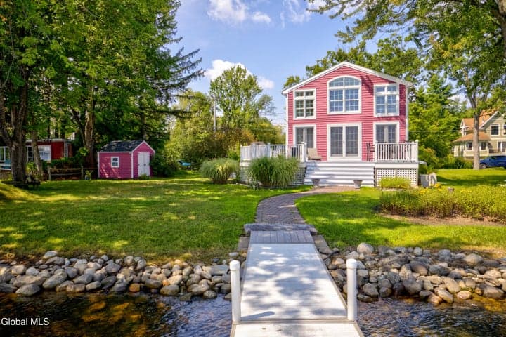 11 Lake Avenue, Malta, NY, photo 2