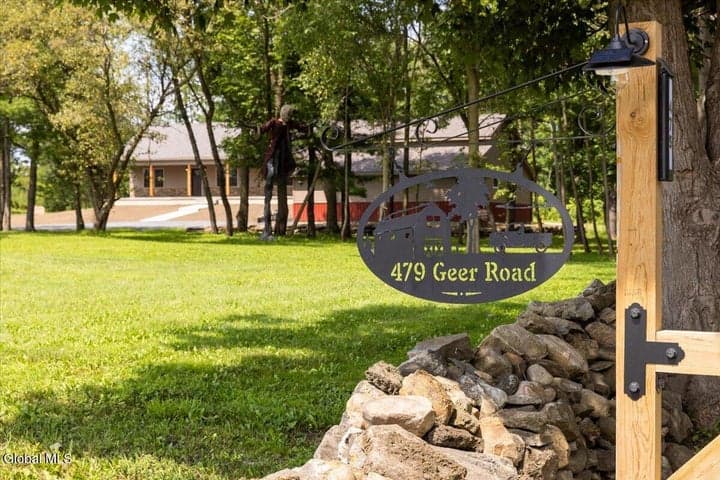 479 Geer Road, Kingsbury, NY, photo 4