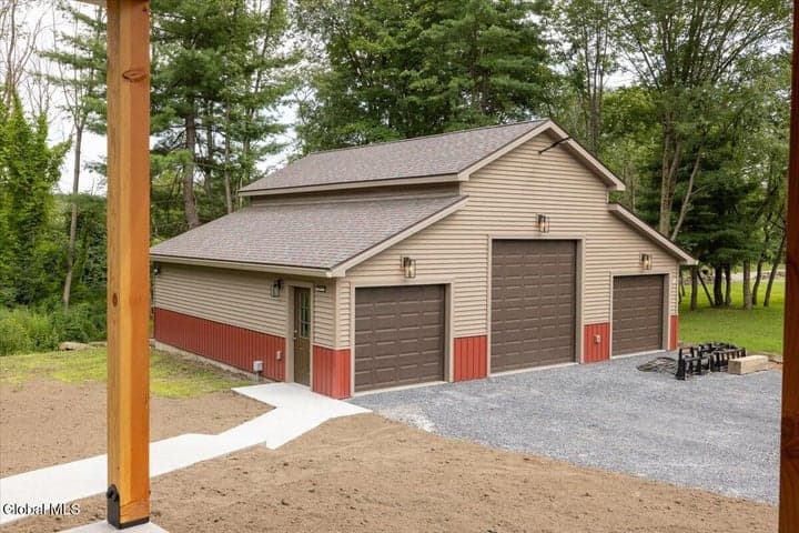 479 Geer Road, Kingsbury, NY, photo 3