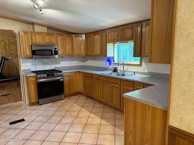 1505 U.S. 20, New Lebanon, NY, photo 5