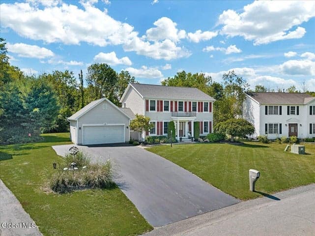 18 Heather Drive, Clifton Park, NY, photo 5