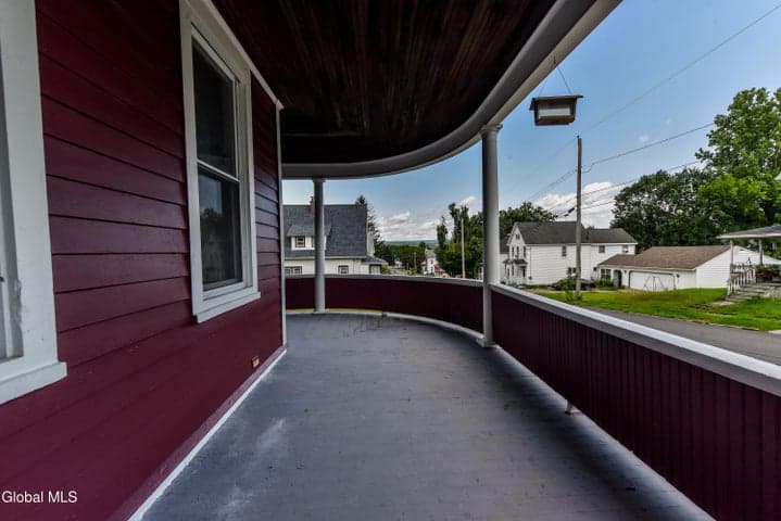 19 Whitmore Avenue, Johnstown, NY, photo 4