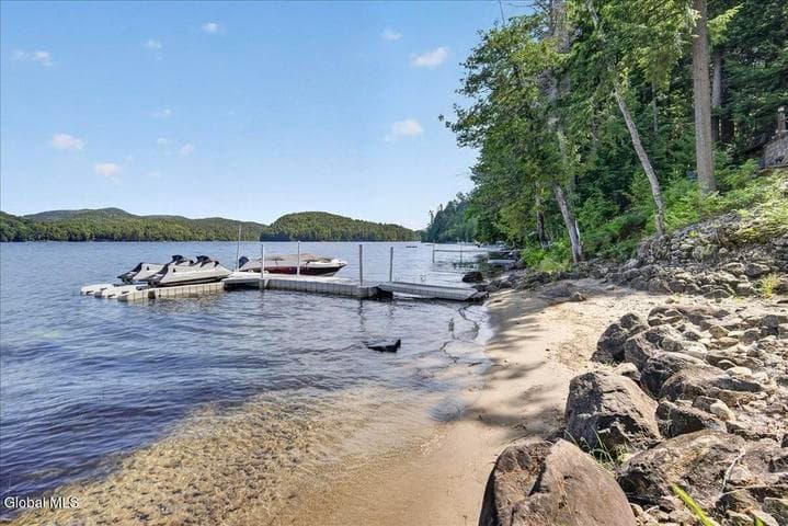 48 Whits End Way, Schroon, NY