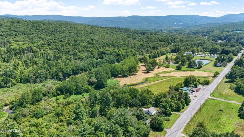 L9.111 US Route 20, New Lebanon, NY, photo 4