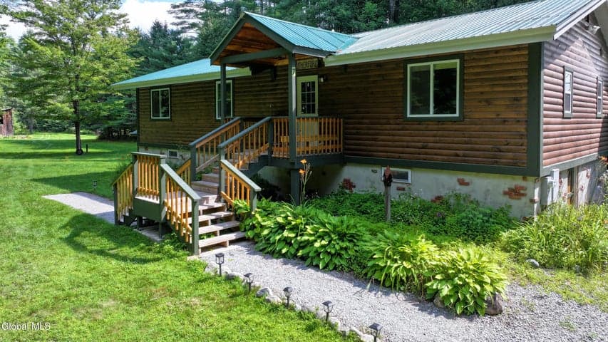 7 French Road, Schroon Lake, NY, photo 3
