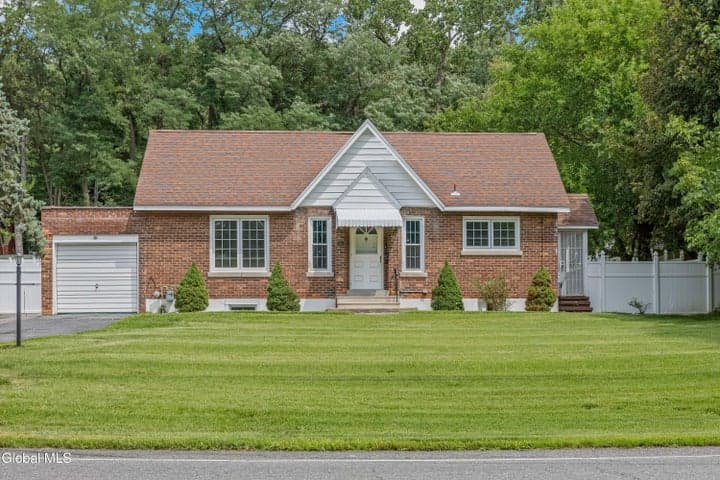 131 Shaker Road, Loudonville, NY, photo 1