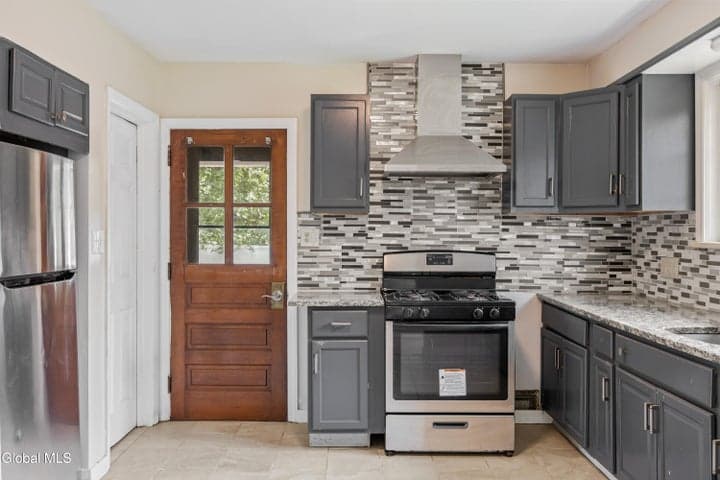 131 Shaker Road, Loudonville, NY, photo 5