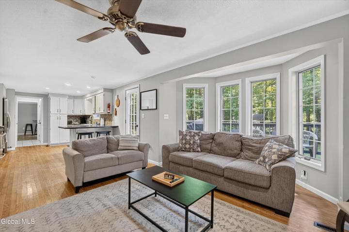 10 Carefree Lane, Wilton, NY, photo 5