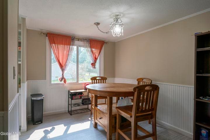 11 Donna Drive, Wilton, NY, photo 5