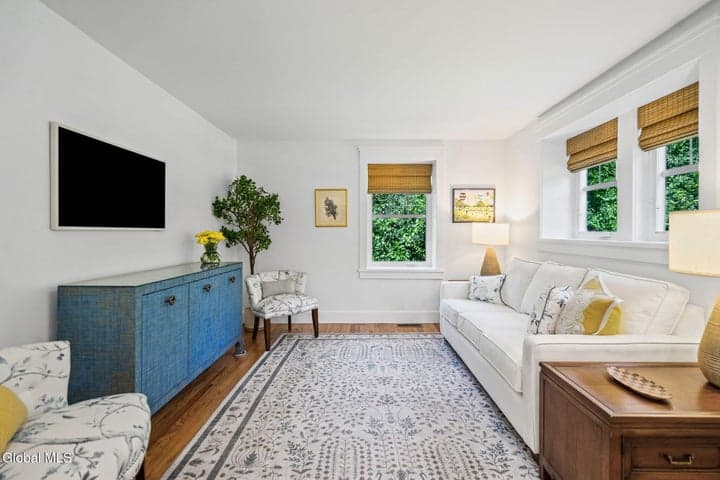 24 Kaydeross Avenue W, Saratoga Springs, NY, photo 2