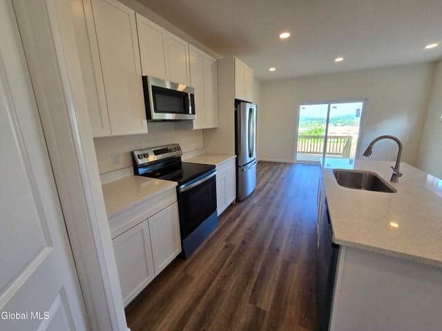 1656 Carrie Street, Schenectady, NY, photo 5