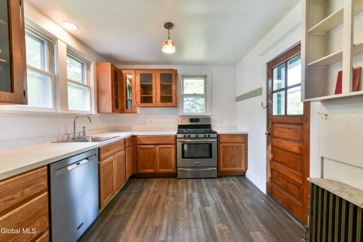 19 Albion Avenue, Albany, NY, photo 4