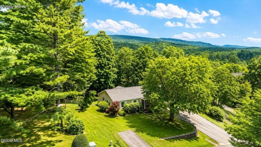 106 Wesskum Woods Road, Johnstown, NY, photo 2