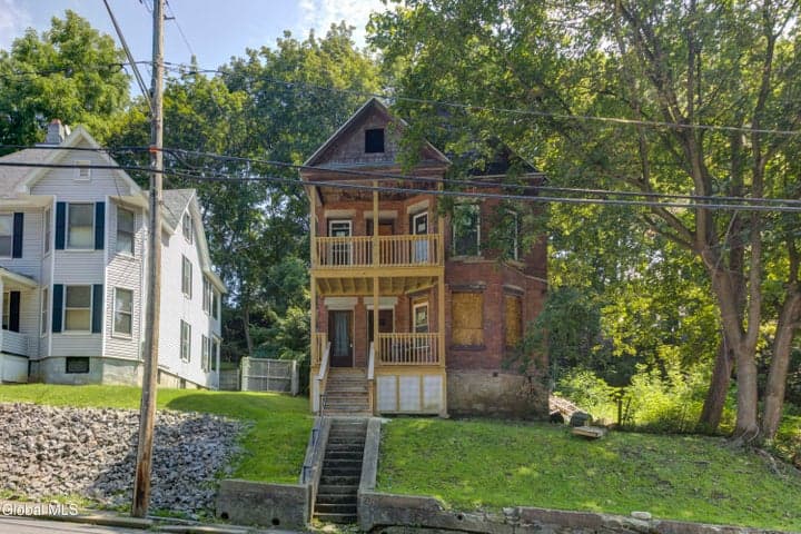 223-225 Vrooman Avenue, Amsterdam, NY, photo 1
