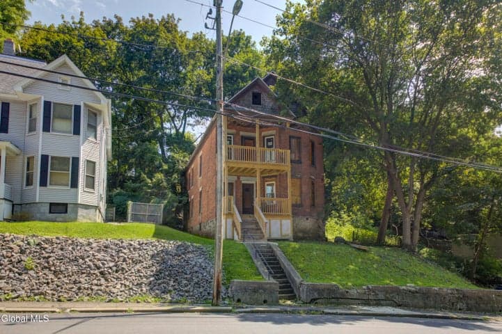 223-225 Vrooman Avenue, Amsterdam, NY, photo 2