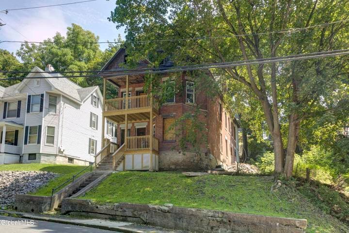 223-225 Vrooman Avenue, Amsterdam, NY, photo 3