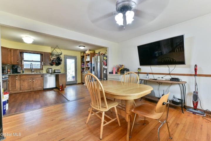 457 N Creek Road, Greenfield, NY, photo 5
