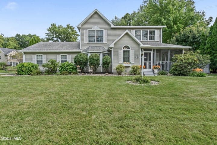 55 Dunwoodie Road, Glenmont, NY, photo 2