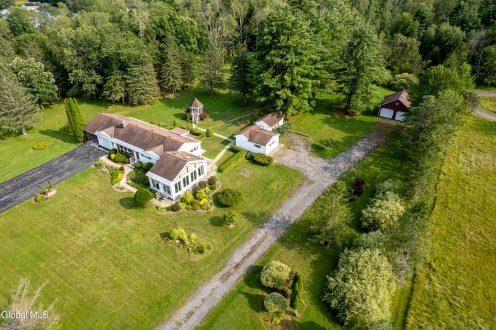 296 Voorhees Road, Perth, NY