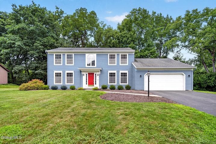 5 Brookhaven Drive, Niskayuna, NY