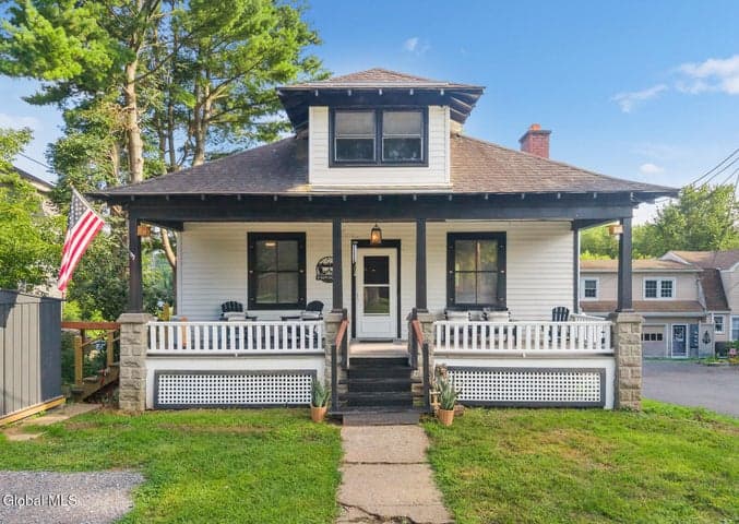 246 Riverside Place, Glenville, NY, photo 1