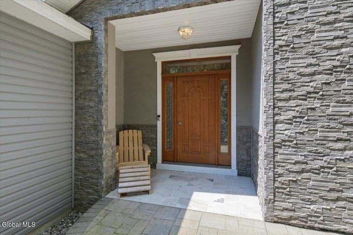 7 Thornapple Drive, Moreau, NY, photo 4