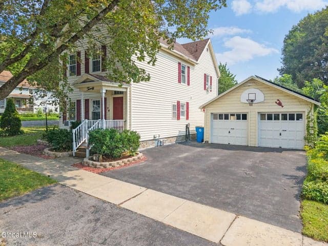 20 W Madison Avenue, Johnstown, NY, photo 3
