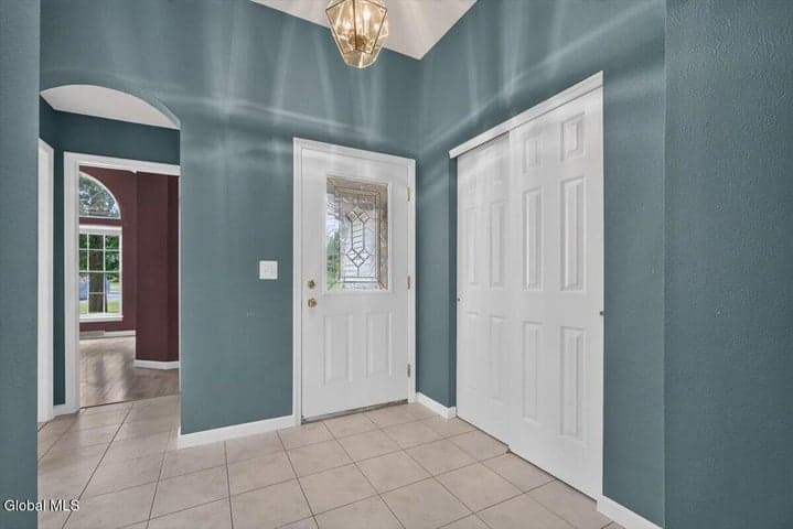 30 Mayfield Drive, Clifton Park, NY, photo 4