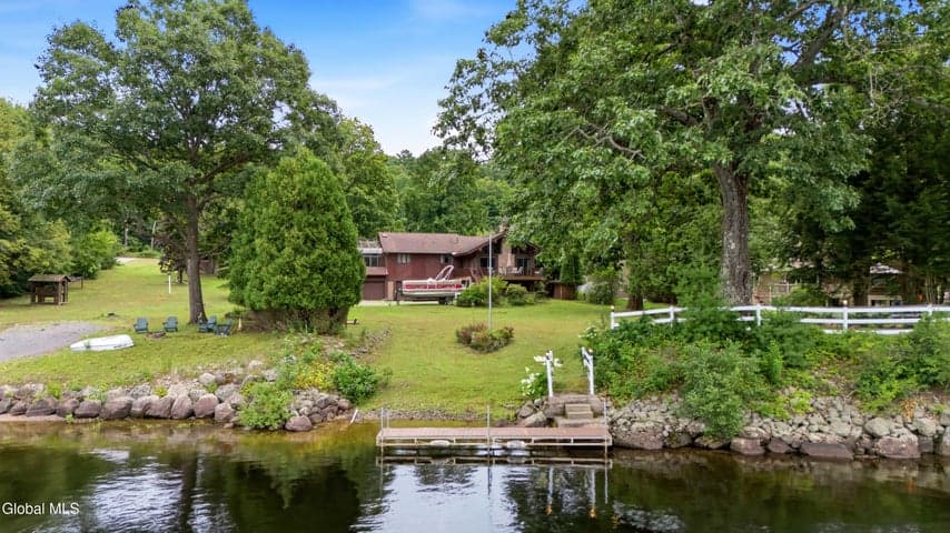 15 Sanzo Drive, Lake Luzerne, NY