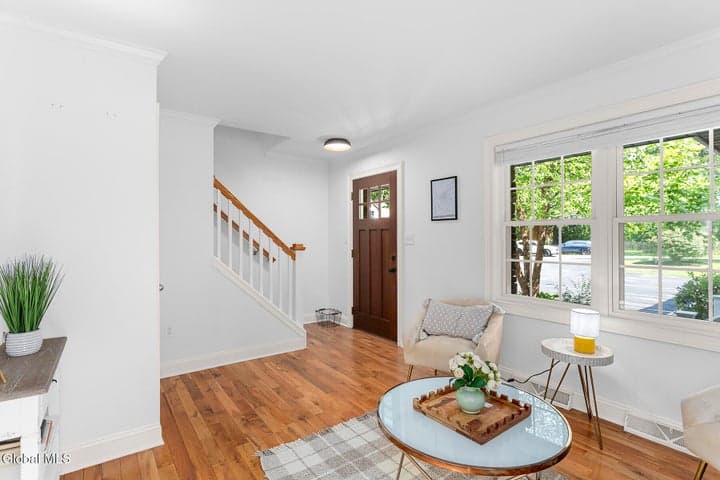11 Cottage Street #APT 6, Saratoga Springs, NY, photo 5