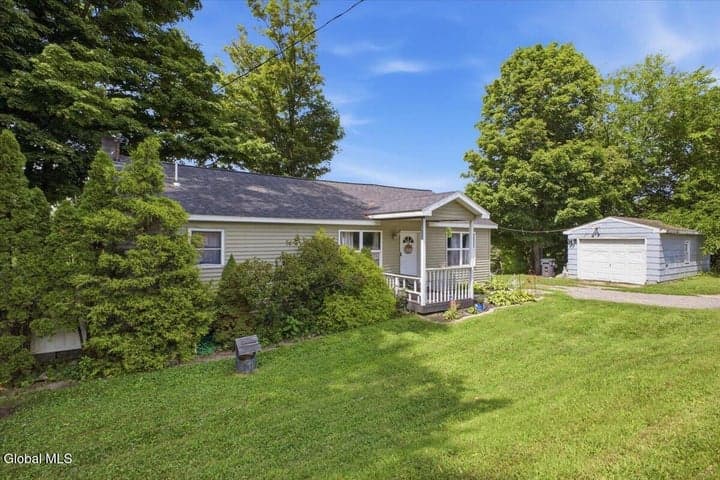 4695 State Route 40, Argyle, NY, photo 3