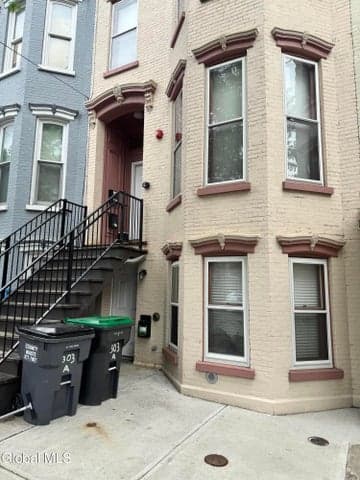 301 Clinton Avenue, Albany, NY, photo 4