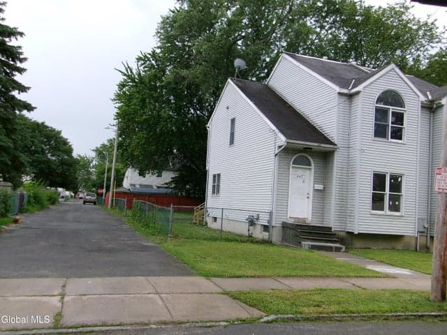 407 Paige Street, Schenectady, NY, photo 3