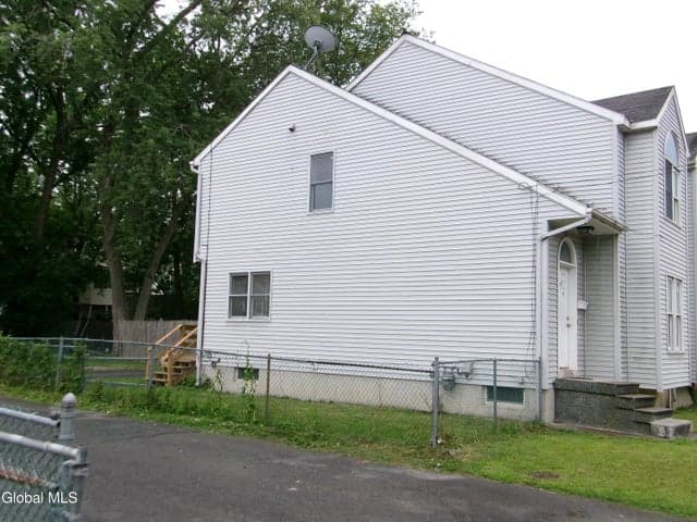 407 Paige Street, Schenectady, NY, photo 5