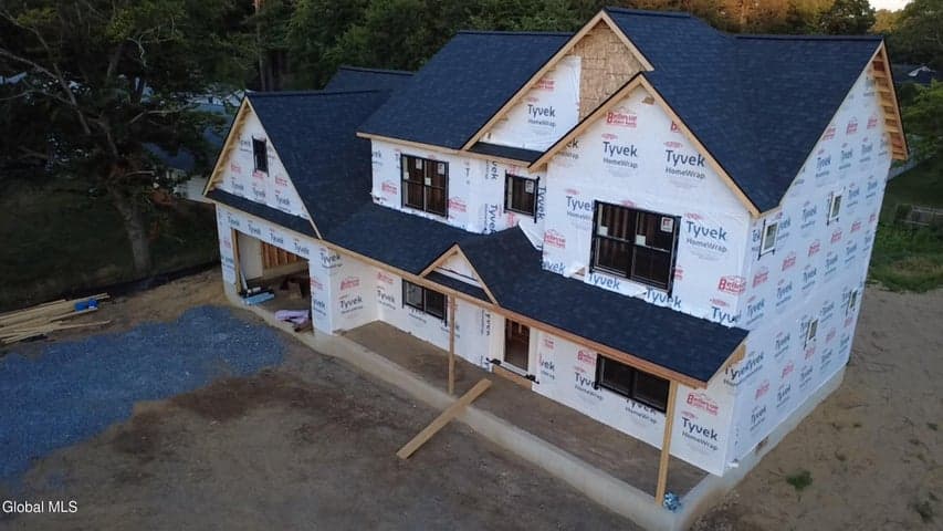 2928 W Lydius Street, Guilderland, NY, photo 3
