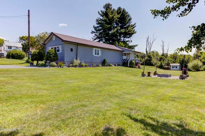 9 Enoch Street, Palatine Bridge, NY, photo 1