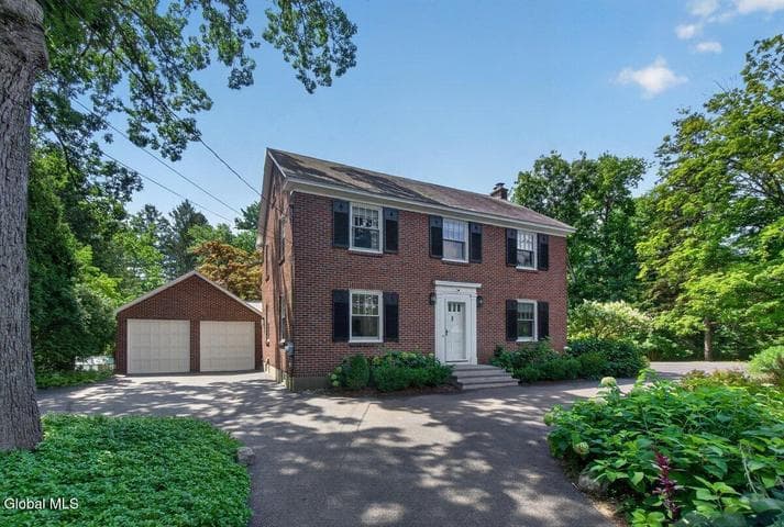 2368 Rosendale Road, Niskayuna, NY, photo 2