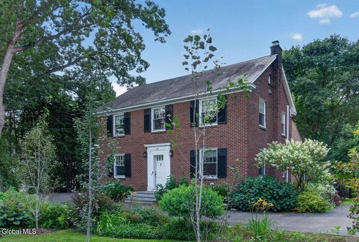 2368 Rosendale Road, Niskayuna, NY
