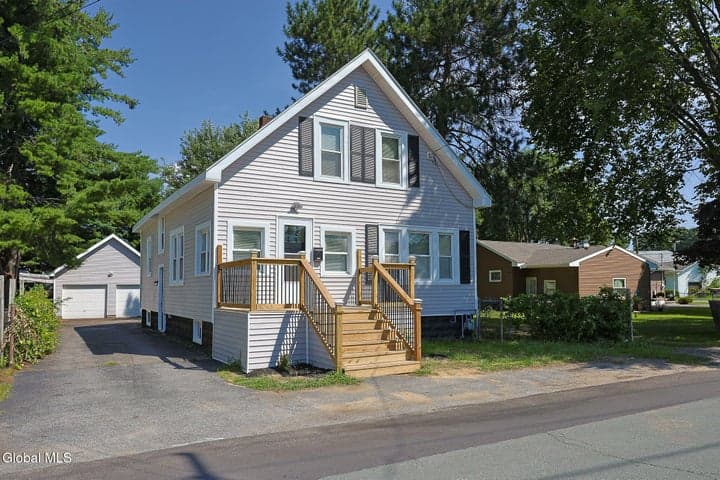 3 Tulip Street, Rotterdam, NY, photo 1