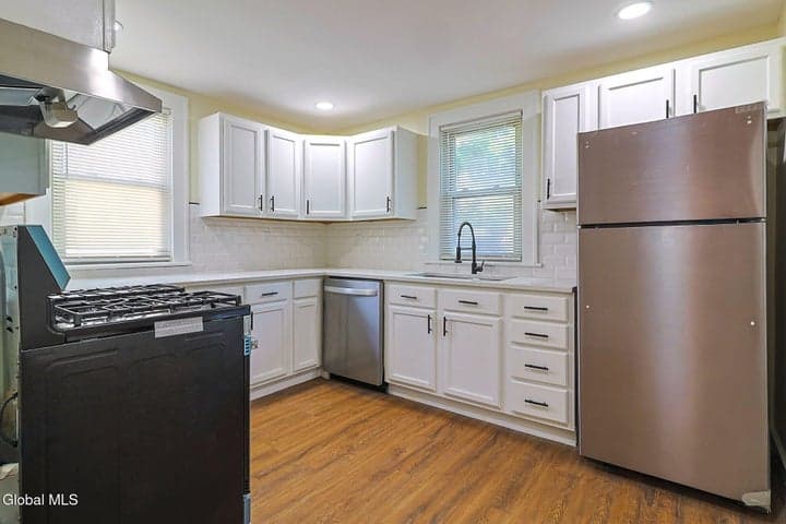 3 Tulip Street, Rotterdam, NY, photo 4