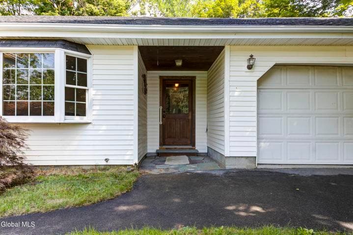 10 Brookside Way, Greenville, NY, photo 4