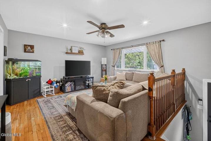 124 Hathorn Boulevard, Saratoga Springs, NY, photo 5