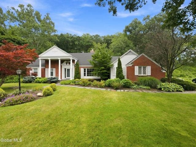 7 Macaffer Drive, Menands, NY, photo 1