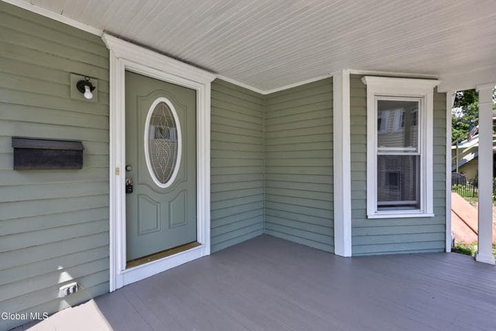 21 Mechanic Street, Hudson Falls, NY, photo 3
