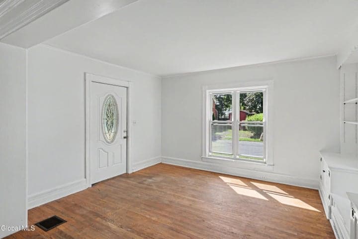 21 Mechanic Street, Hudson Falls, NY, photo 5