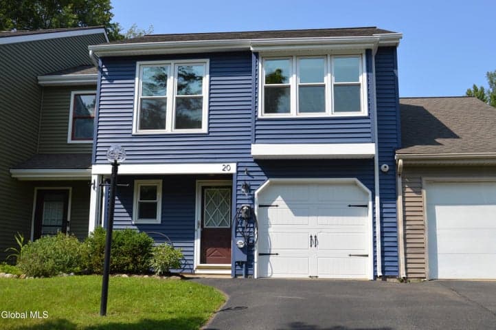 20 Lexington Drive, Clifton Park, NY, photo 1